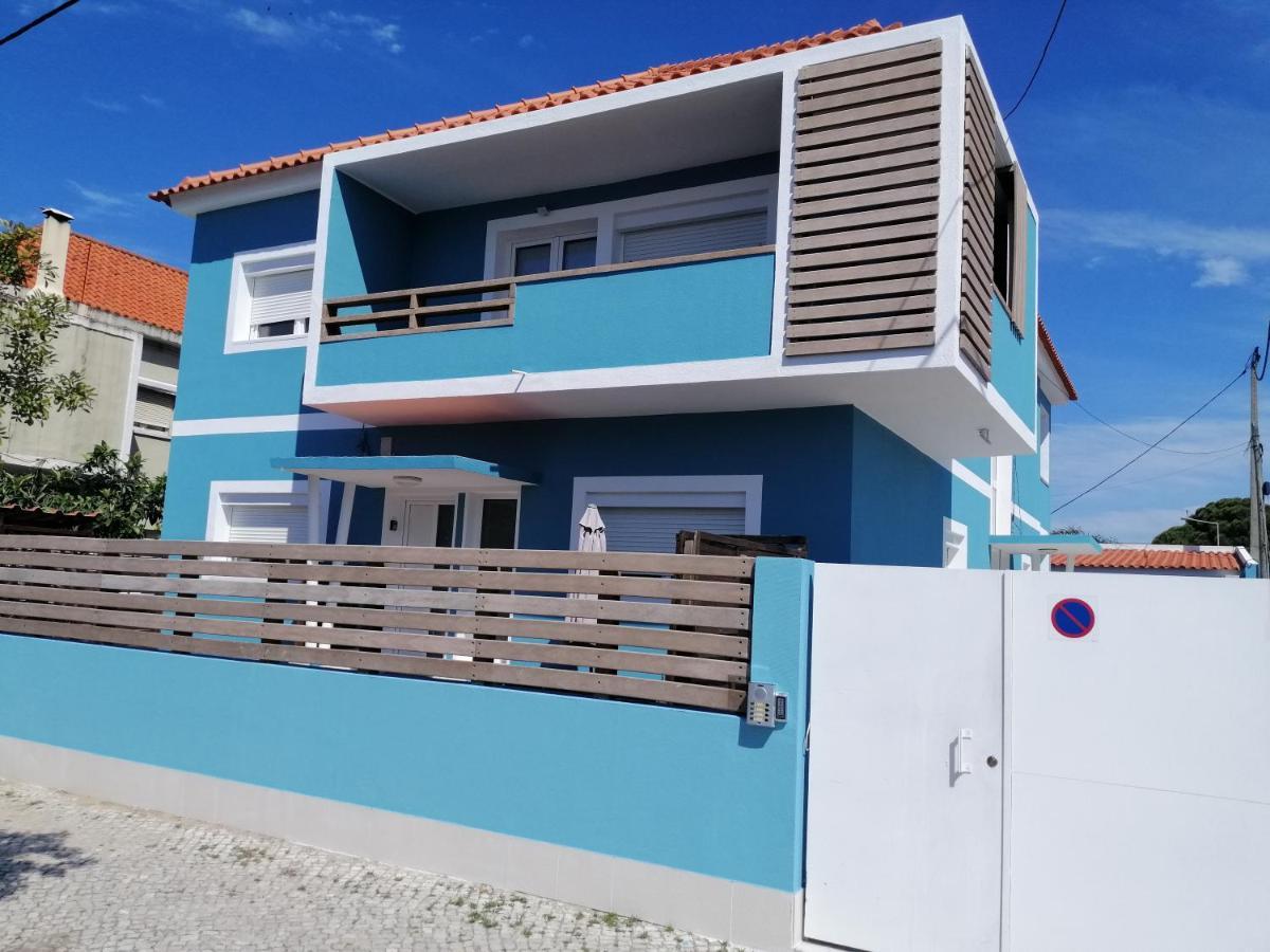 Lisbon Beach Apartments 1 Коста да Капарика Екстериор снимка