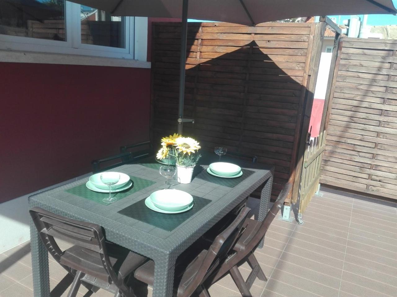 Lisbon Beach Apartments 1 Коста да Капарика Екстериор снимка